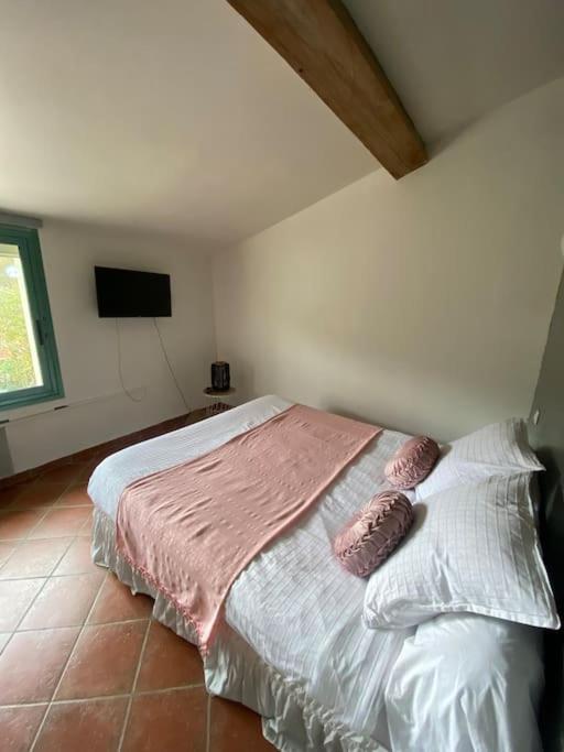 Gite A La Ferme Avec Jacuzzi Et Sauna Villefloure Zewnętrze zdjęcie